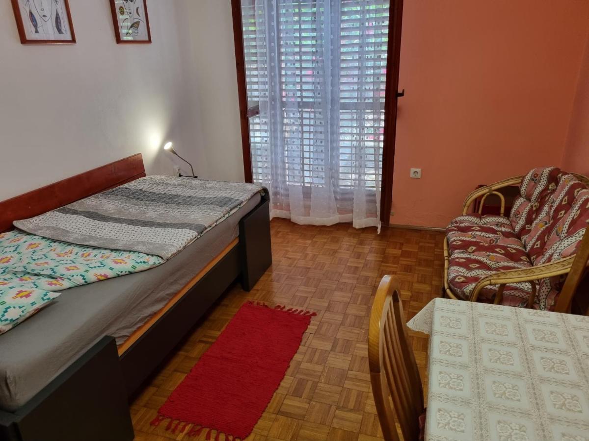 Apartments Jelena Peroj Ngoại thất bức ảnh
