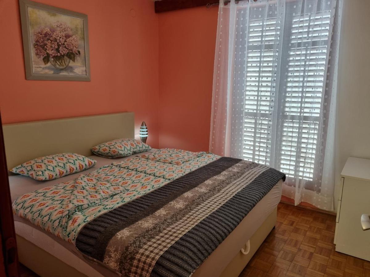 Apartments Jelena Peroj Ngoại thất bức ảnh
