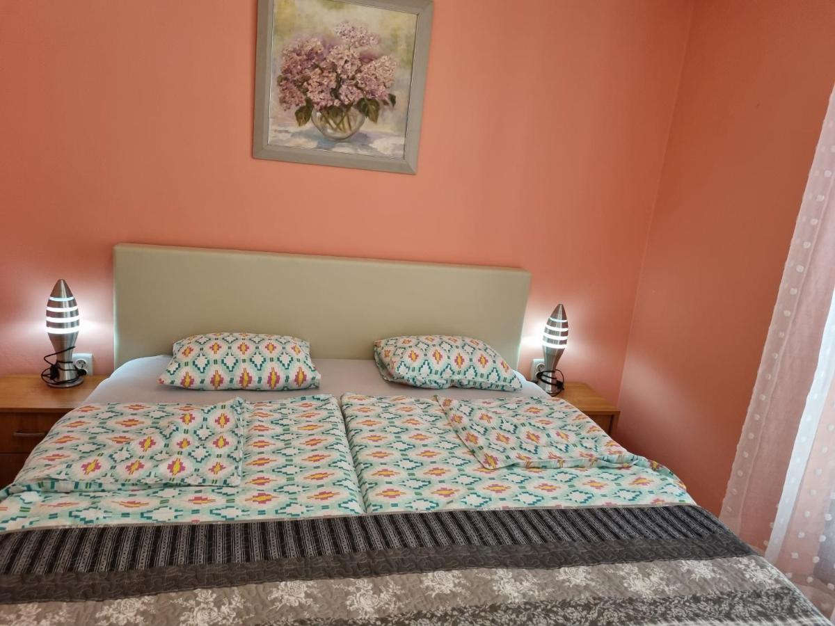 Apartments Jelena Peroj Ngoại thất bức ảnh